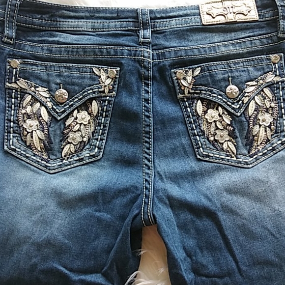 Miss Me Bling & Pearls Skinny Jeans 33 Waist - Picture 6 of 8